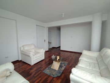 ¡BAJÓ DE PRECIO! Venta Departamento en Miraflores