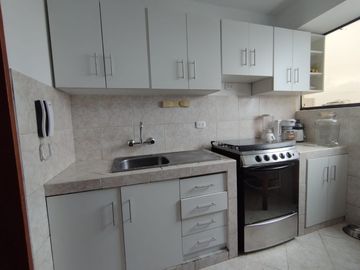 ¡BAJÓ DE PRECIO! Venta Departamento en Miraflores