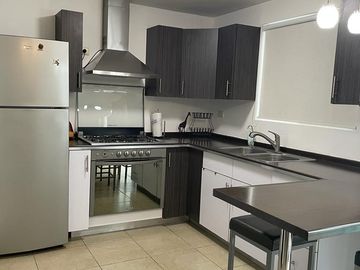 CASA EN VENTA EN CALZADAS DE ANAHUAC, ESCOBEDO, N.L.