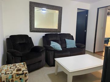 CASA EN VENTA EN CALZADAS DE ANAHUAC, ESCOBEDO, N.L.