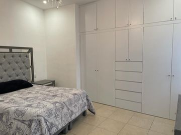 CASA EN VENTA EN CALZADAS DE ANAHUAC, ESCOBEDO, N.L.