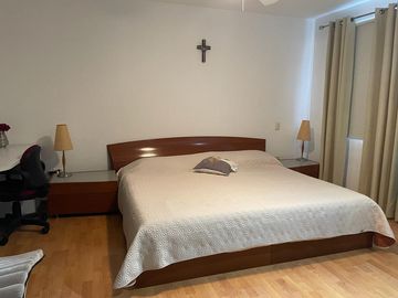 CASA EN VENTA EN CALZADAS DE ANAHUAC, ESCOBEDO, N.L.
