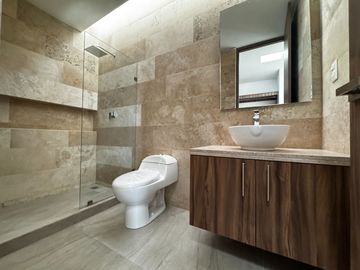Casa en Venta en Tarragona con Baño en todas las Recamaras