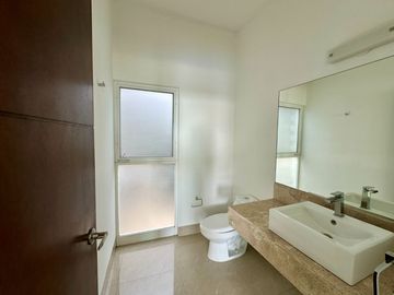 Casa en venta en Gran Jardín, zona norte, León, Guanajuato.