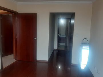 San Luis, vendo departamento 3 dormitorios, estacionamiento