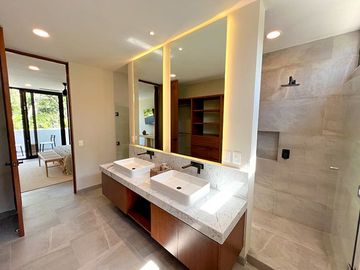 Casa de 2 Niveles en Venta en Villas Kaybé, Tulum