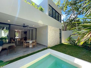 Casa de 2 Niveles en Venta en Villas Kaybé, Tulum