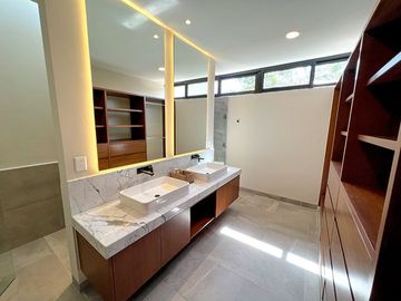 Casa de 2 Niveles en Venta en Villas Kaybé, Tulum