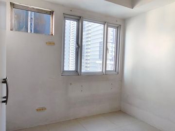 For Sale Studio Condo Light Residences by SMDC beside along Edsa Near LRT Station Mega Mall