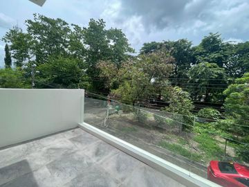 BRAND NEW TWO STOREY MODERN CONTEMPORARY HOUSE NEAR SM TELABASTAGAN