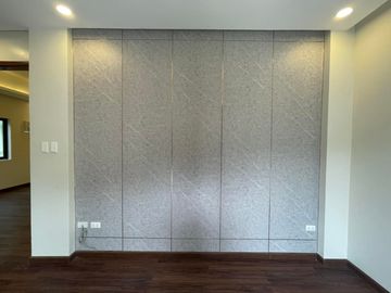 BRAND NEW TWO STOREY MODERN CONTEMPORARY HOUSE NEAR SM TELABASTAGAN