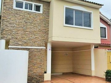 CASA DE VENTA, EN LA URB.MATICES , CANTON DAULE