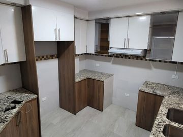 CASA DE VENTA, EN LA URB.MATICES , CANTON DAULE