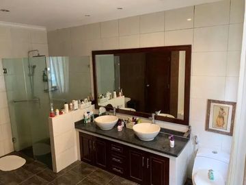 Jual Cepat Rumah Bagus Luas 830 Kemang Timur
