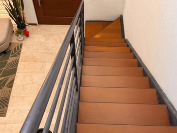 VENTA DE DEPARTAMENTO DE DOS NIVELES CERCANO A PLAZA SAN LUIS