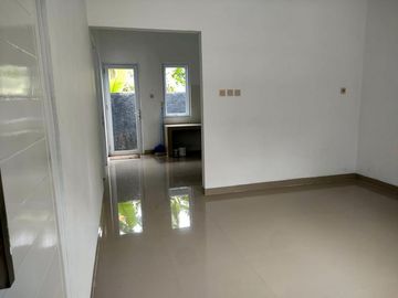 Rumah Baru Dalam Perumahan Area Cilodong Dekat Pintu Tol Cijago