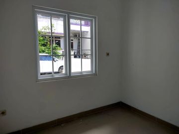 Rumah Baru Dalam Perumahan Area Cilodong Dekat Pintu Tol Cijago