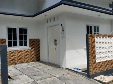 Rumah Baru Dalam Perumahan Area Cilodong Dekat Pintu Tol Cijago