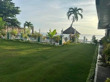 7-Bedroom Operational Beachfront Resort with Swimming Pool in Catmon, Cebu