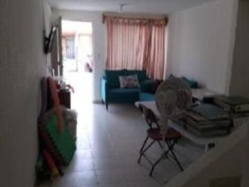 CASA EN VENTA LOS HEROES PERIFÉRICO CON CUATRO RECÁMARAS