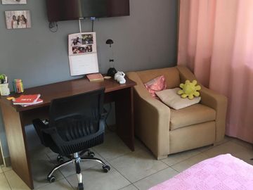 VENDO LINDA PROPIEDAD EN LA URBANIZACION LAS PEÑAS TUMBACO .