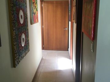 VENDO LINDA PROPIEDAD EN LA URBANIZACION LAS PEÑAS TUMBACO .