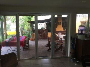 VENDO LINDA PROPIEDAD EN LA URBANIZACION LAS PEÑAS TUMBACO .