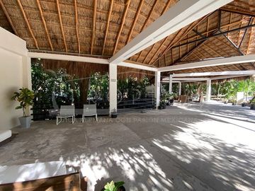HERMOSA Y BIEN EQUIPADA CASA EN RENTA-VENTA Puerto Morelos