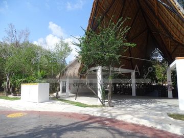 HERMOSA Y BIEN EQUIPADA CASA EN RENTA-VENTA Puerto Morelos