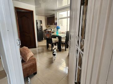 SE VENDE CASA MULTIFAMILIAR DE TRES NIVELES EN LA ESPERANZA, TULUA (VALLE)