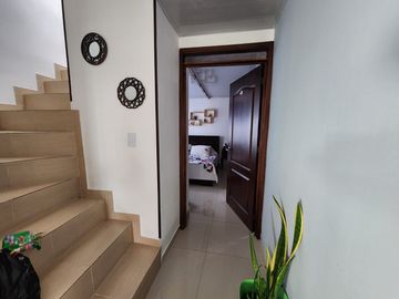 SE VENDE CASA MULTIFAMILIAR DE TRES NIVELES EN LA ESPERANZA, TULUA (VALLE)