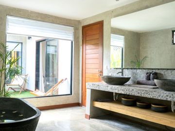 Villa leasehold 2 Bedrooms In Umalas