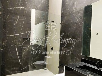 CASA EN VENTA, LA CAMPIÑA DEL BOSQUE, UNA PLANTA, 3 REC. CON BAÑO C/U