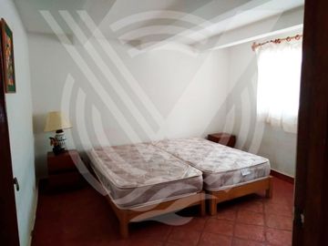 SE VENDE COMO TERRENO PARA  PROYECTO O CONDOMINIO DE  2,584 m². ¡CAMPO Y PLAYA !...
