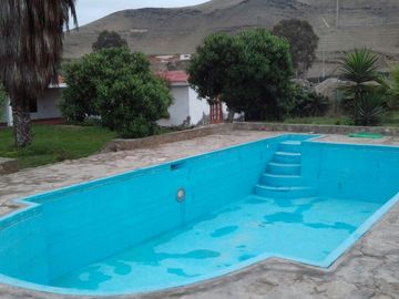 SE VENDE COMO TERRENO PARA  PROYECTO O CONDOMINIO DE  2,584 m². ¡CAMPO Y PLAYA !...