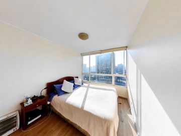 Se vende departamento 1 Dormitorio, 1 Baño, a pasos de metro Irarrázaval. Con Estacionamiento.