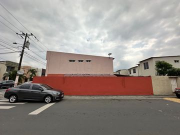CASA 116m2 ESQUINERA, URB. CATALUÑA, DAULE, VIA A SALITRE