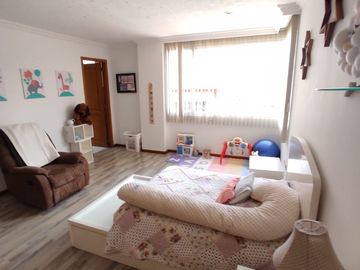 Venta de hermoso Duplex de 338M2, Bellavista, 9 9 9 0 1 0 2 3 2