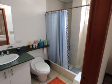 Venta de hermoso Duplex de 338M2, Bellavista, 9 9 9 0 1 0 2 3 2