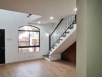 2BR Townhouse for Sale at Tagaytay