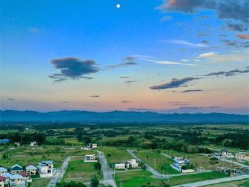 BEAUTIFUL AMBER 4 BR HOUSE IN BUTUAN CITY NEAR BANCASI AIRPORT