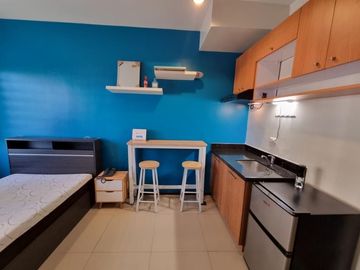 Studio unit at Circulo Verde, Quezon City