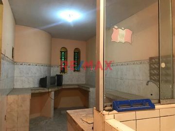 ID: 1081466 Se Vende Casa De Un Piso En San Juan De Lurigancho Jose Carlos Mariategui Galeras