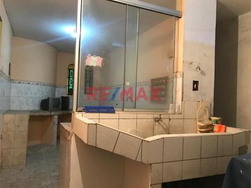 ID: 1081466 Se Vende Casa De Un Piso En San Juan De Lurigancho Jose Carlos Mariategui Galeras