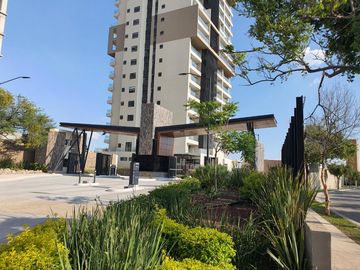 Departamento acabados  de lujo- Nuevo- 2 Recámaras, Alberca, GYM - al Sureste- a 5 Min. de Altacia