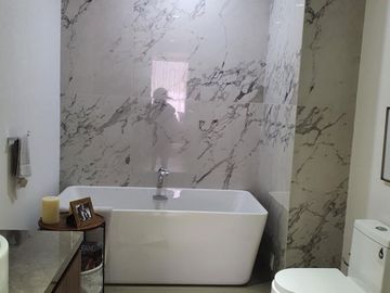 Departamento acabados  de lujo- Nuevo- 2 Recámaras, Alberca, GYM - al Sureste- a 5 Min. de Altacia