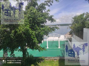 Casa en Venta en Tequesquitengo Morelos Estilo Arabe Mediterraneo a orilla del lago