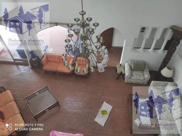 Casa en Venta en Tequesquitengo Morelos Estilo Arabe Mediterraneo a orilla del lago
