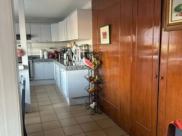 EN VENTA PRECIOSA CASA EN LA HERRADURA CON VISTAS HERMOSAS Y MUCHO SOL