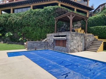 MAGNIFICA CASA EN VENTA, ESTILO VALLESANA